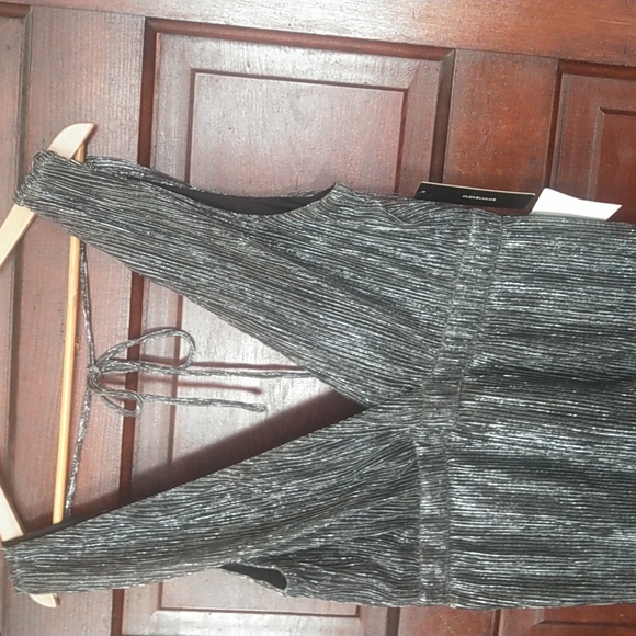 Lulu's gown - Picture 4 of 7